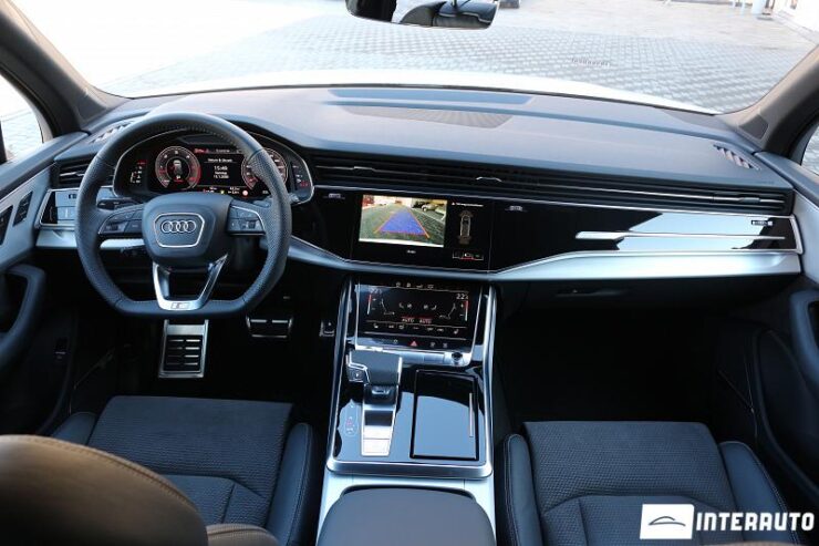 Audi Q7 48 interauto-car
