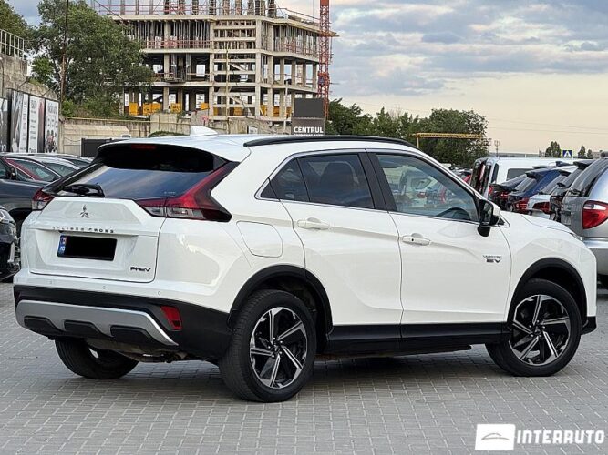 Mitsubishi Eclipse Cross 35 interauto-car