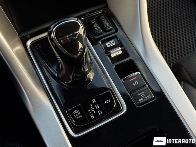 Mitsubishi Eclipse Cross 44 interauto-car