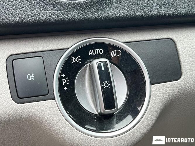 Mercedes C 250 34 interauto-car