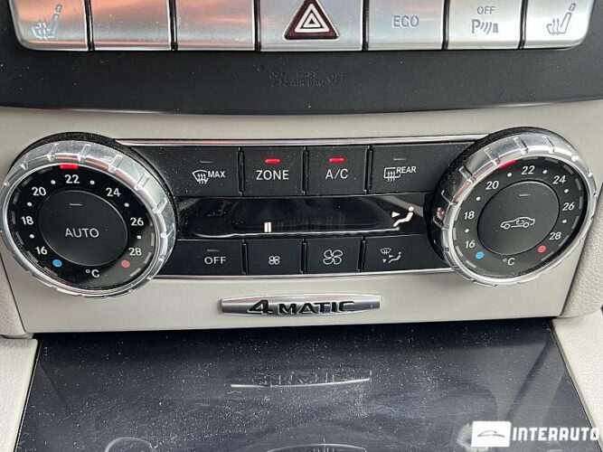 Mercedes C 250 41 interauto-car