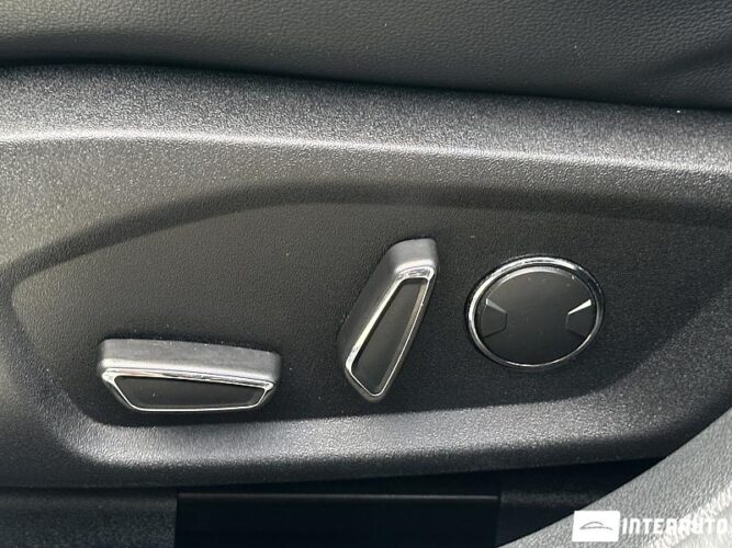 Ford Fusion 54 interauto-car