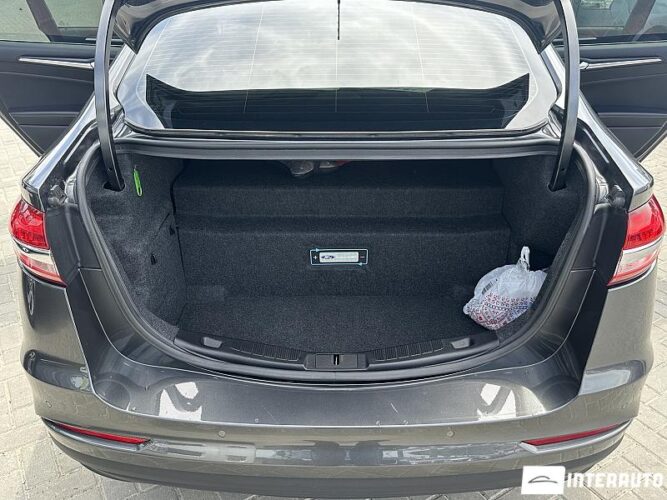 Ford Fusion 55 interauto-car