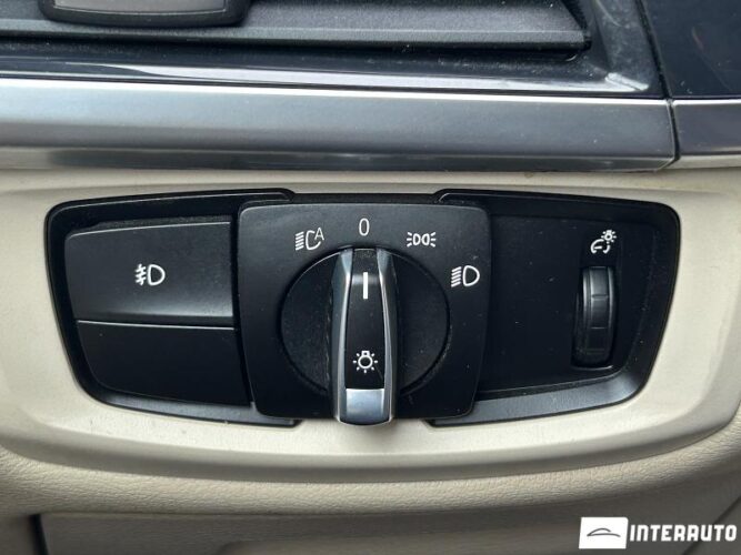 BMW X5 4.0e 43 interauto-car