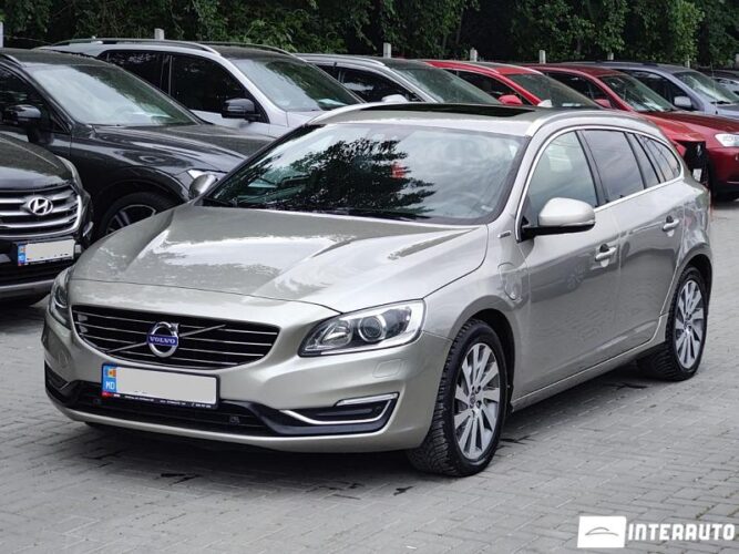 Volvo V 60 28 interauto-car