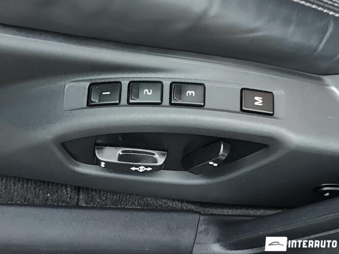 Volvo V 60 41 interauto-car