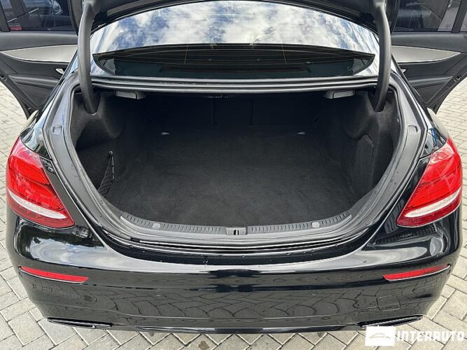 Mercedes E 220 53 interauto-car