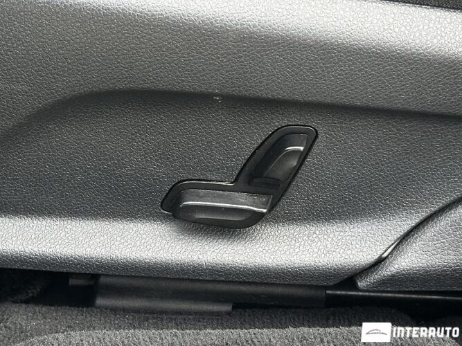 Mercedes E 220 52 interauto-car