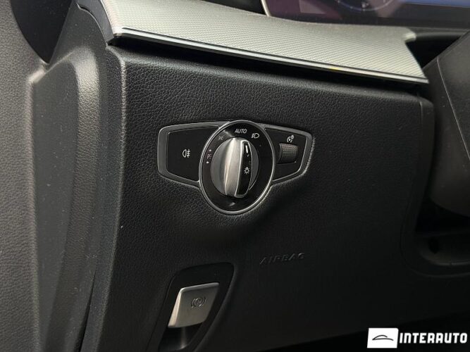 Mercedes E 220 42 interauto-car