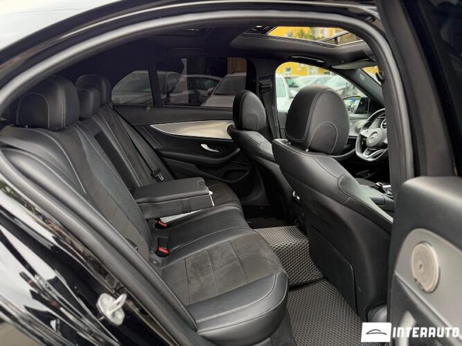 Mercedes E 220 52 interauto-car