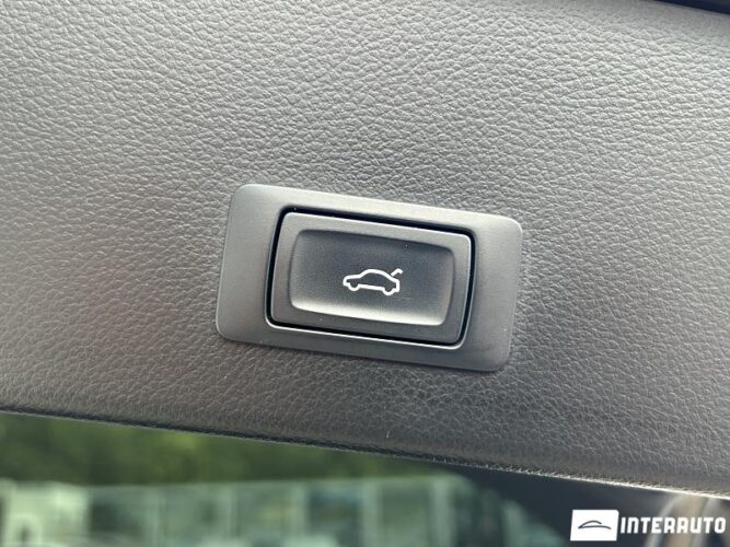 Audi A6 51 interauto-car