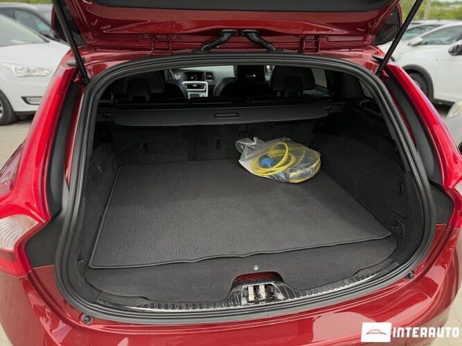 Volvo V 60 52 interauto-car