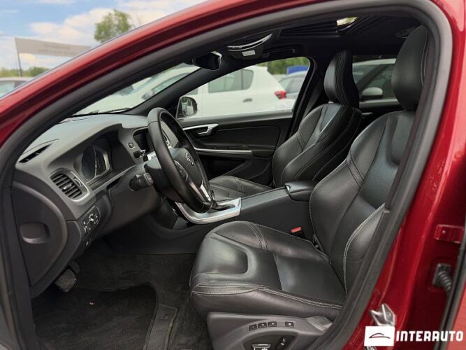 Volvo V 60 37 interauto-car