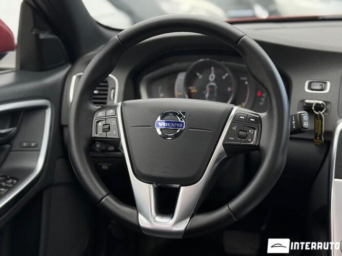 Volvo V 60 44 interauto-car