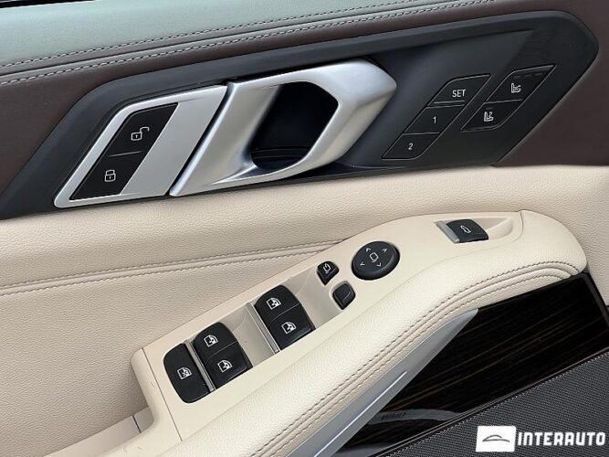 BMW X5 4.0i 54 interauto-car