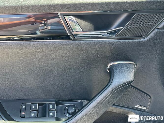 Skoda Superb 39 interauto-car