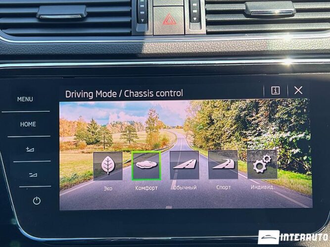 Skoda Superb 48 interauto-car