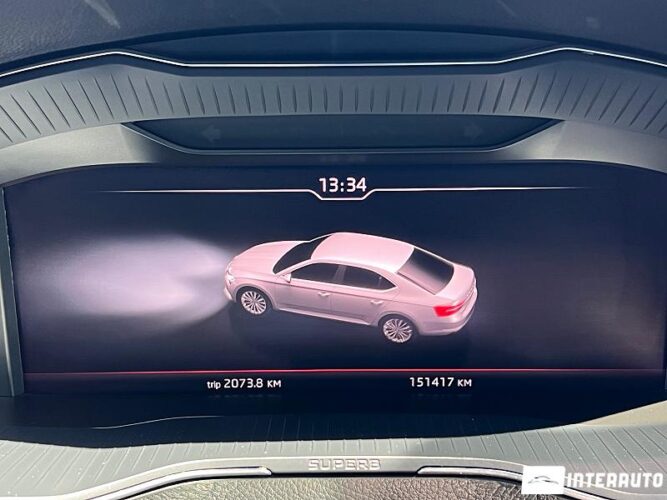 Skoda Superb 45 interauto-car