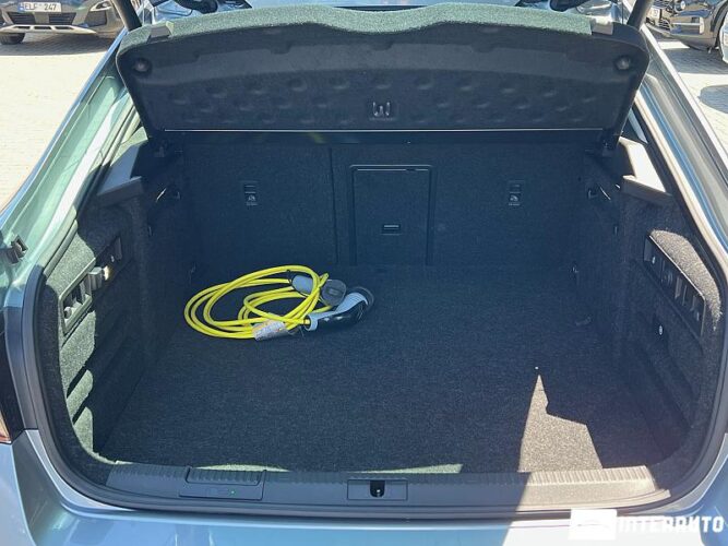 Skoda Superb 56 interauto-car