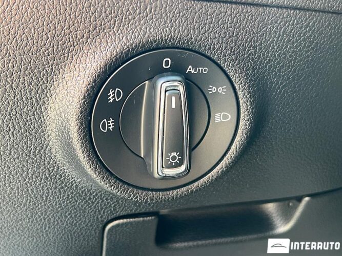 Skoda Superb 40 interauto-car