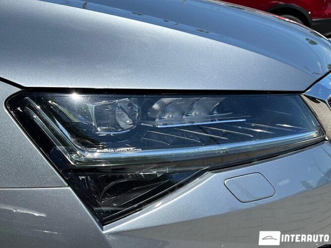 Skoda Superb 38 interauto-car