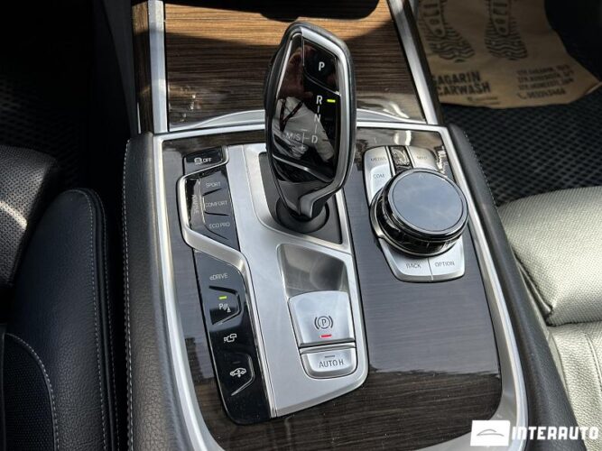 BMW 740e 46 interauto-car