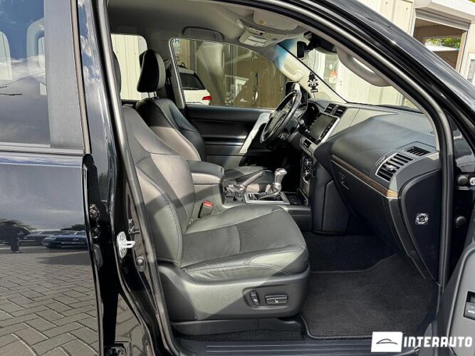 Toyota Land Cruiser Prado 53 interauto-car