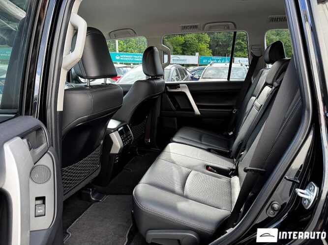 Toyota Land Cruiser Prado 44 interauto-car