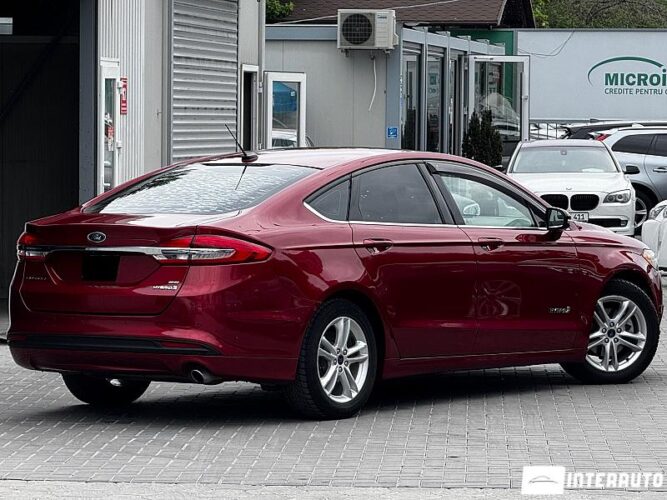 Ford Fusion 31 interauto-car