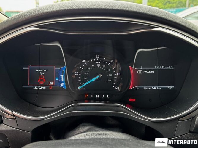 Ford Fusion 36 interauto-car