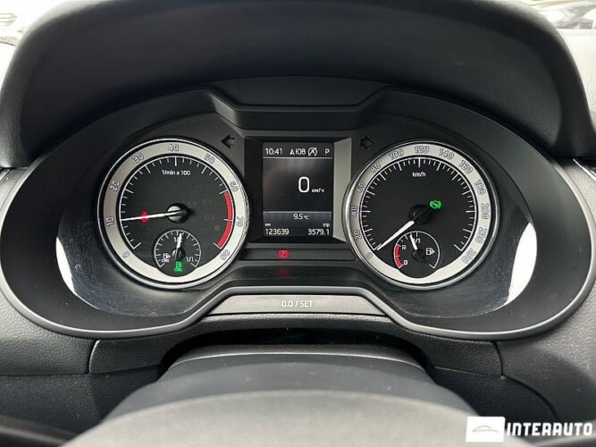 Skoda Octavia 36 interauto-car