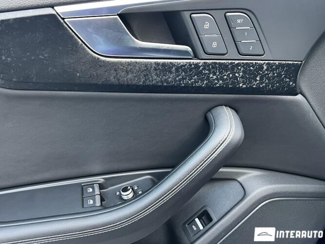 Audi S5 52 interauto-car