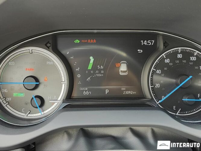 Toyota Venza 46 interauto-car