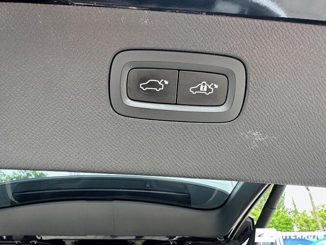 Volvo XC 90 59 interauto-car