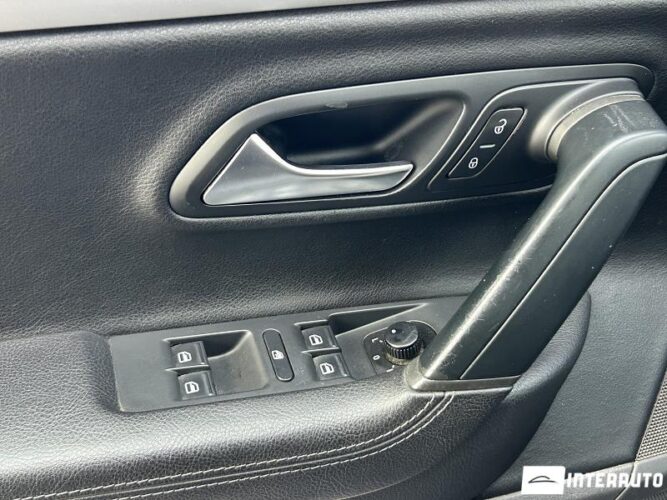 Volkswagen Passat CC 34 interauto-car