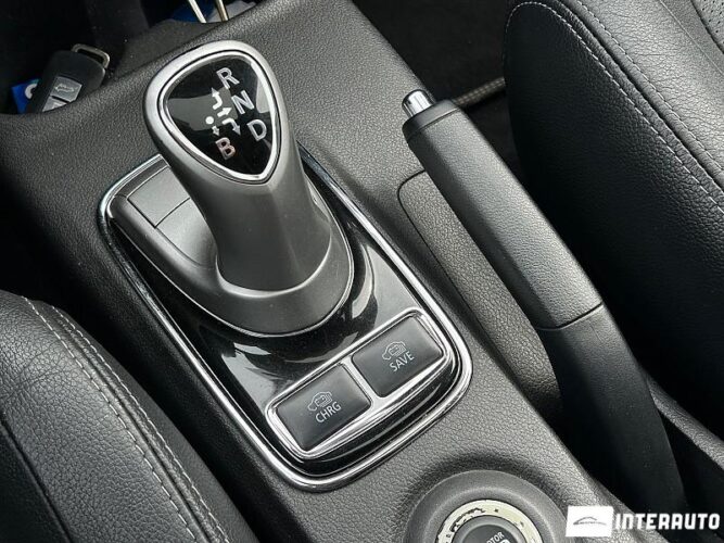 Mitsubishi Outlander 46 interauto-car