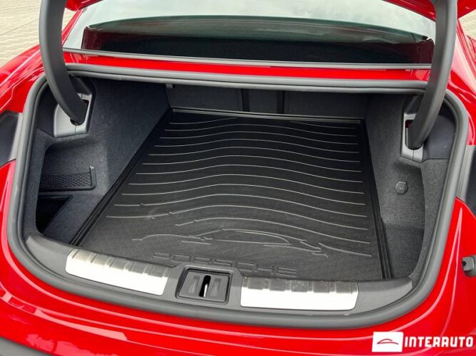 Porsche Taycan GTS 50 interauto-car