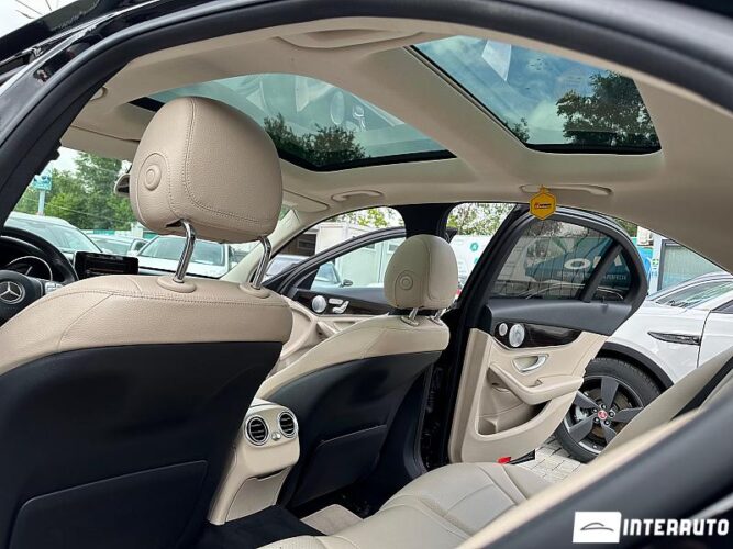Mercedes C 300 39 interauto-car