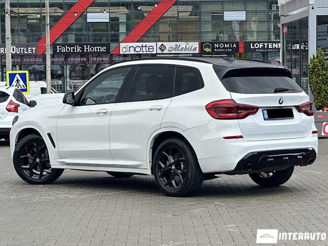 BMW X3 3.0i 38 interauto-car