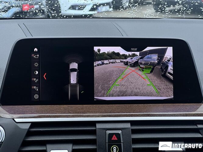 BMW X3 3.0i 44 interauto-car