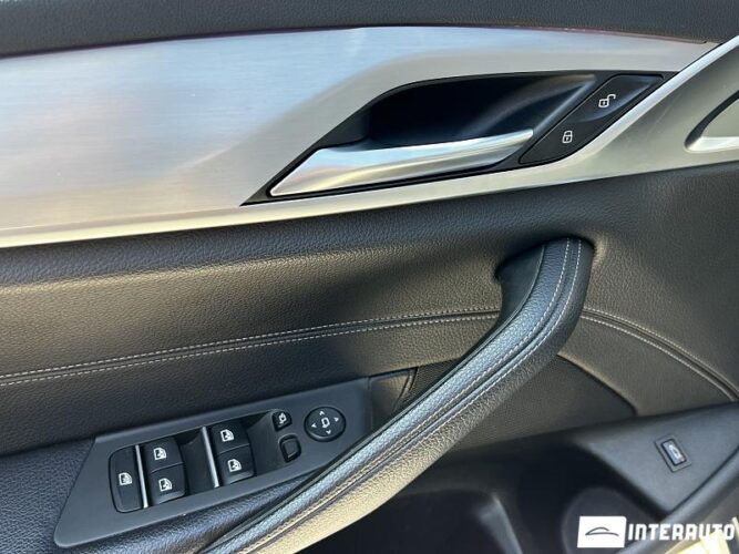 BMW 525 45 interauto-car