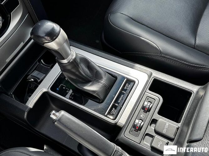 Toyota Land Cruiser Prado 51 interauto-car