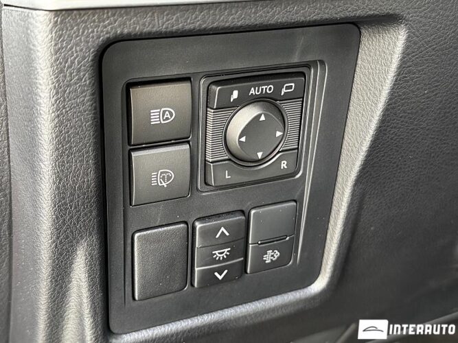 Toyota Land Cruiser Prado 56 interauto-car