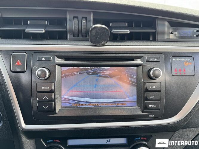 Toyota Auris 39 interauto-car