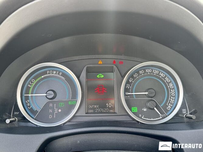 Toyota Auris 38 interauto-car