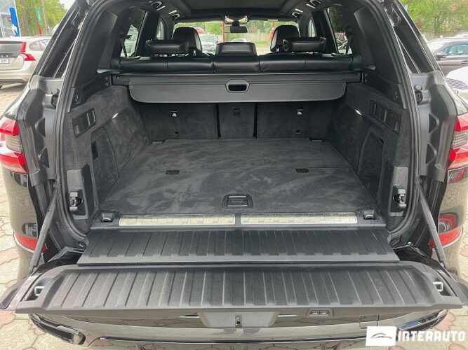 BMW X5 4.5e 56 interauto-car