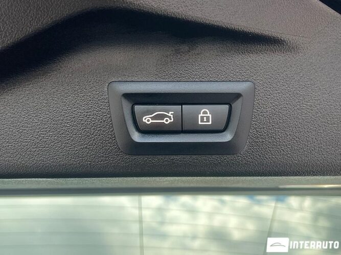 BMW X5 4.5e 57 interauto-car