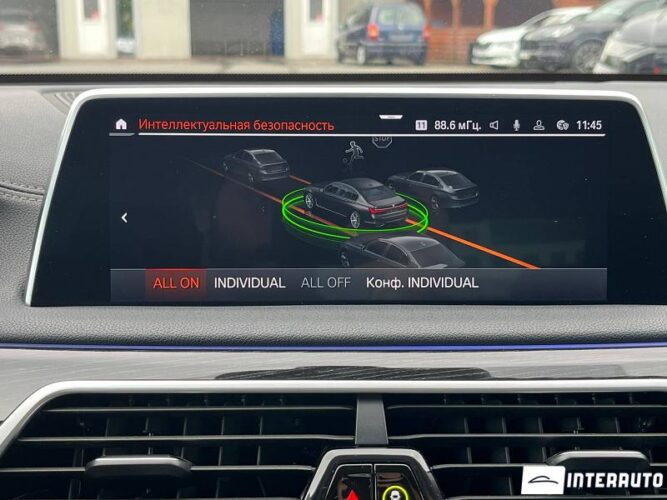 BMW 745e Plug-in hybrid 44 interauto-car