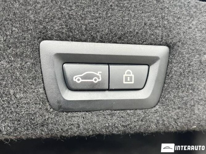 BMW 745e Plug-in hybrid 54 interauto-car