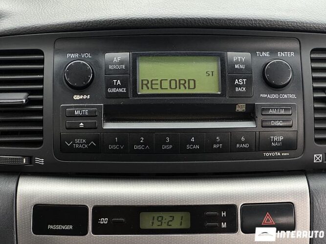 Toyota Corolla 37 interauto-car